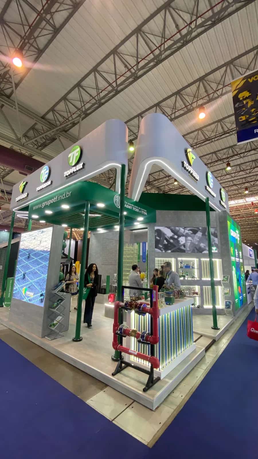 Stand de feira, stands, backdrops e comunicação visual para eventos produzido pela Anglo Digital em Novo Hamburgo